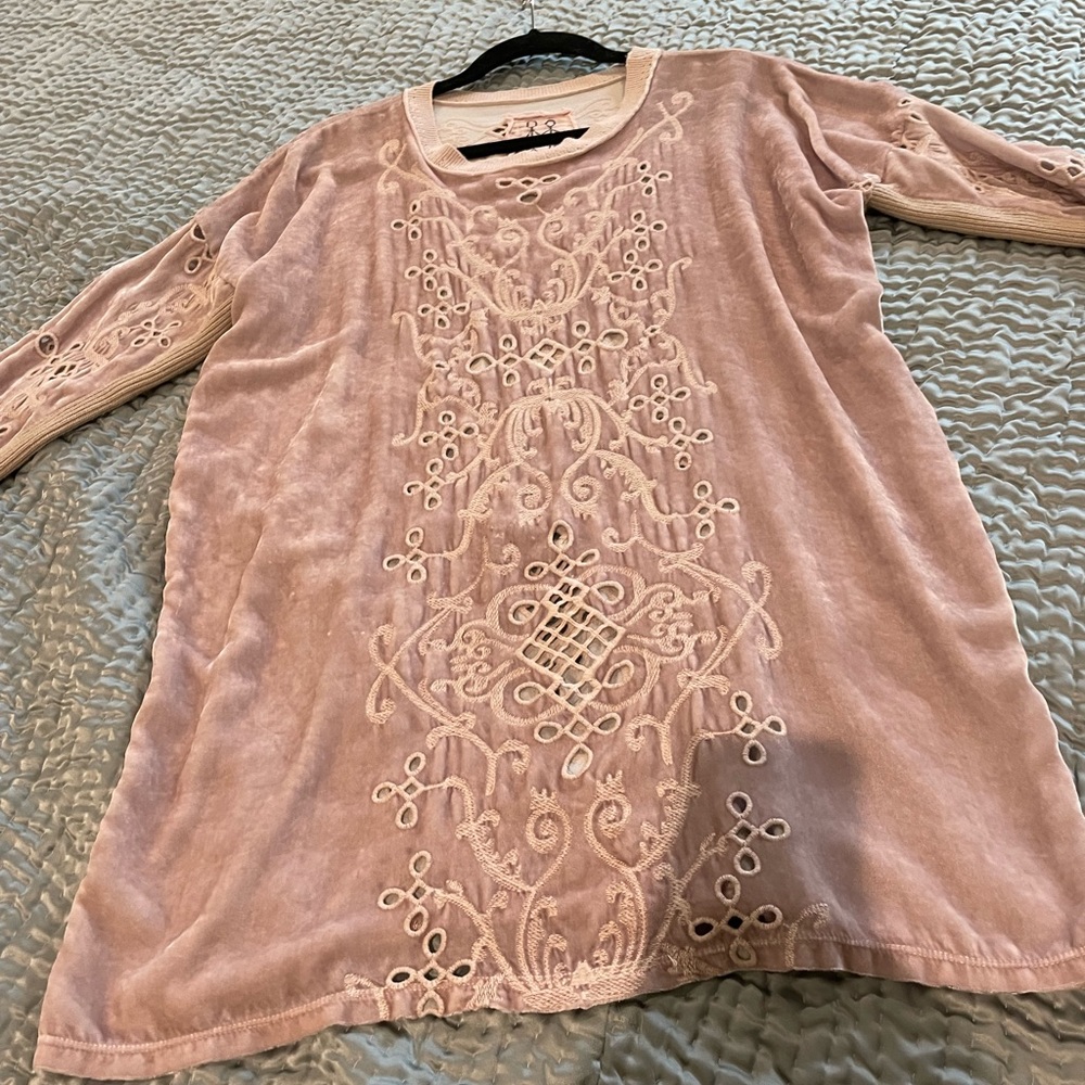Washable velvet top by Johnny Was, Small